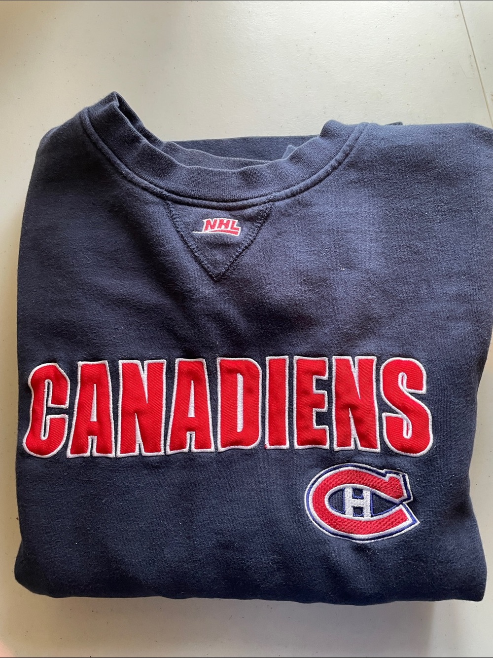 NHL Montreal Canadiens Crewneck Sweatshirt - Embrodered,Navy, Red, White SIZE XL
